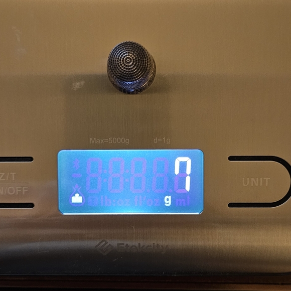 Henry Griffin and Son Sterling Silver Vintage Thimble - Picture 4 of 4